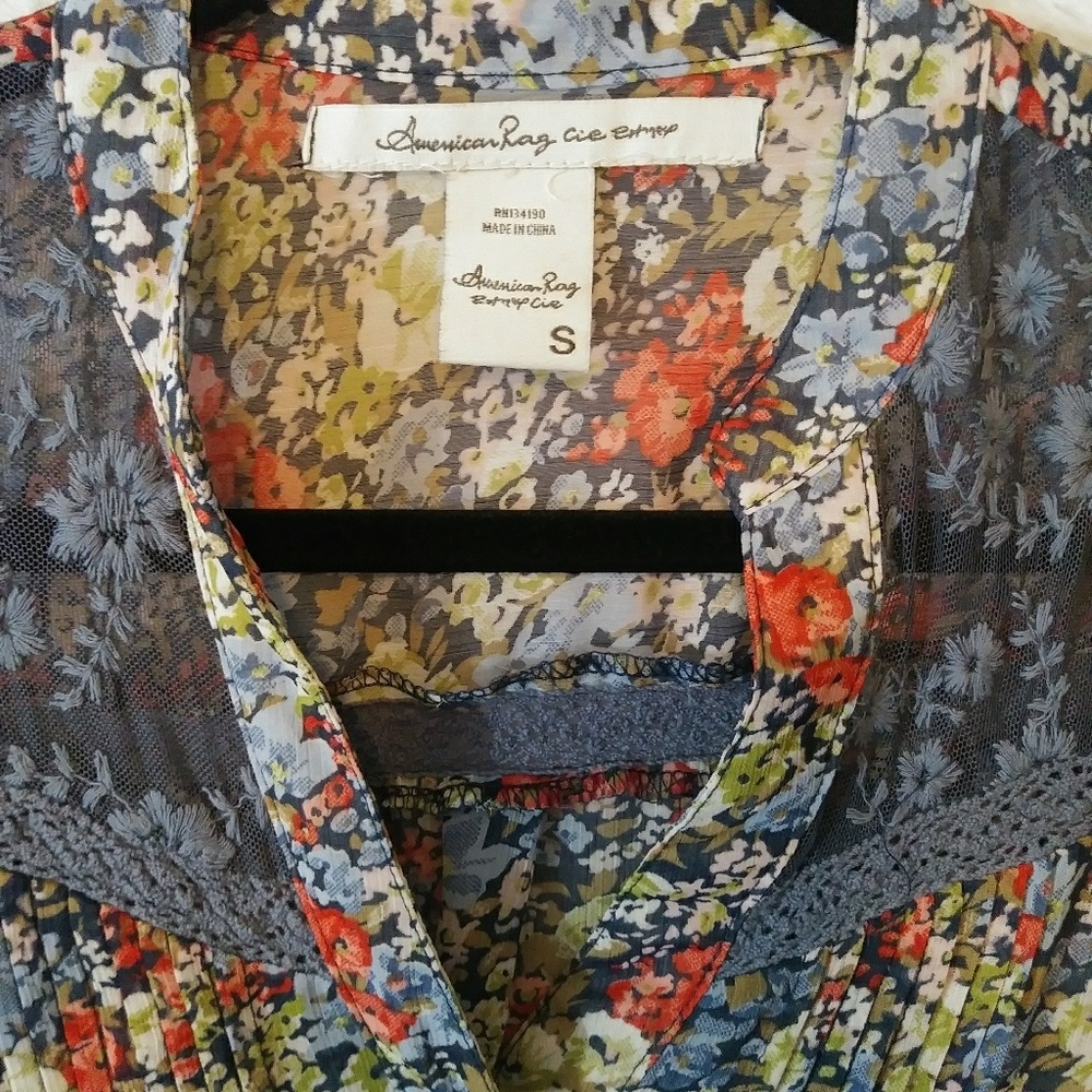 American Rag Lace Insert Blouse - Picture 3 of 5